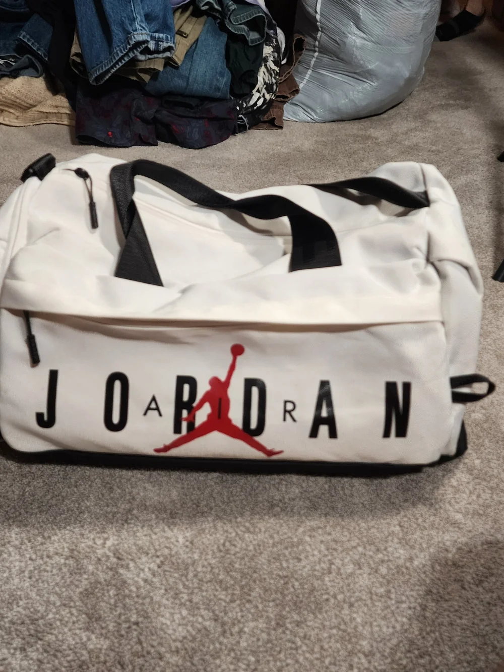 Air Jordan Velocity Duffle Bag 46L White Black Red Sz S (SM0920 001)